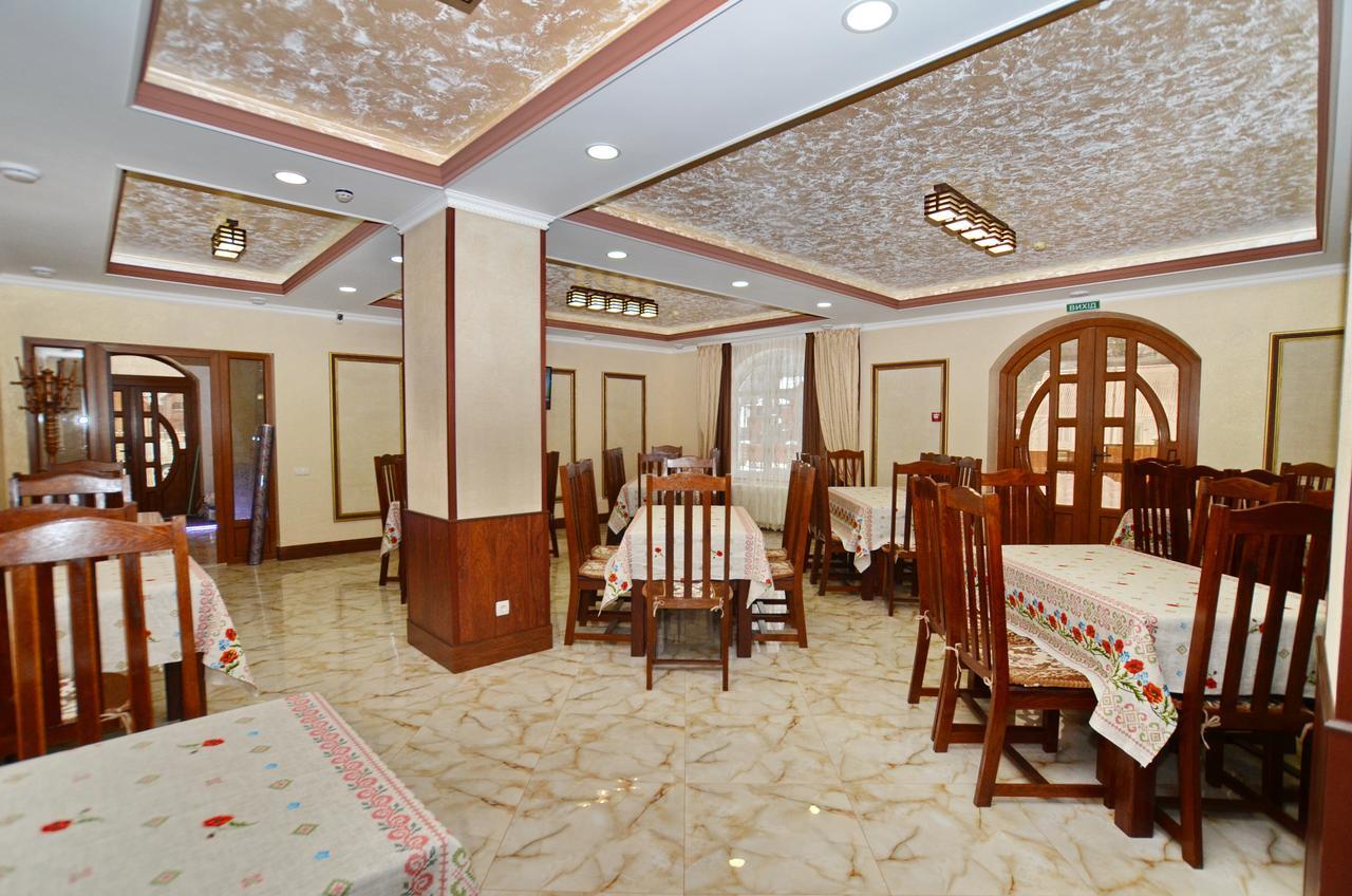 Apart-Hotel Orlan Микуличин Екстериор снимка