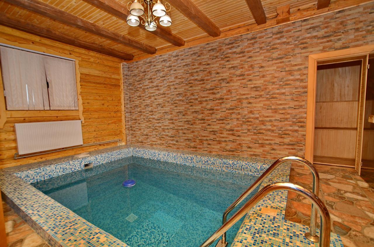 Apart-Hotel Orlan Микуличин Екстериор снимка