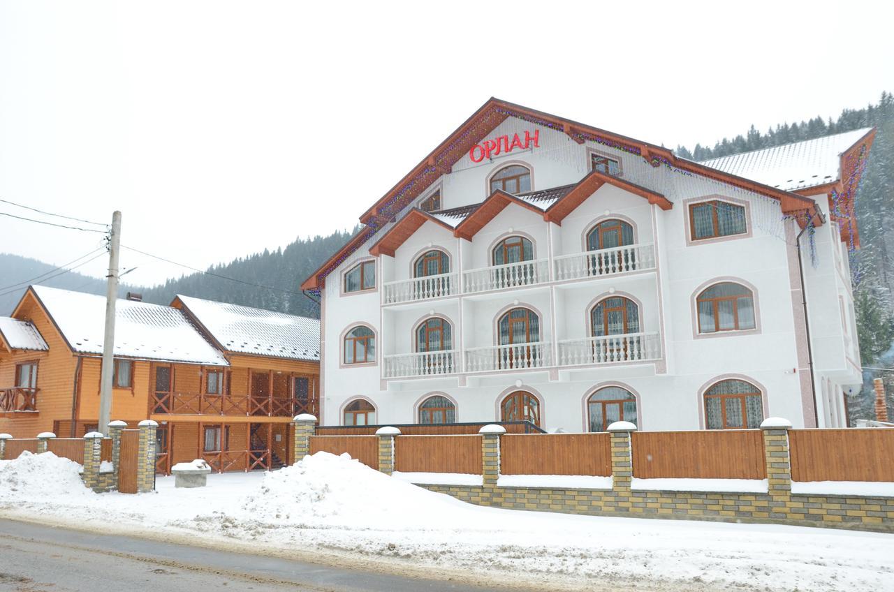 Apart-Hotel Orlan Микуличин Екстериор снимка