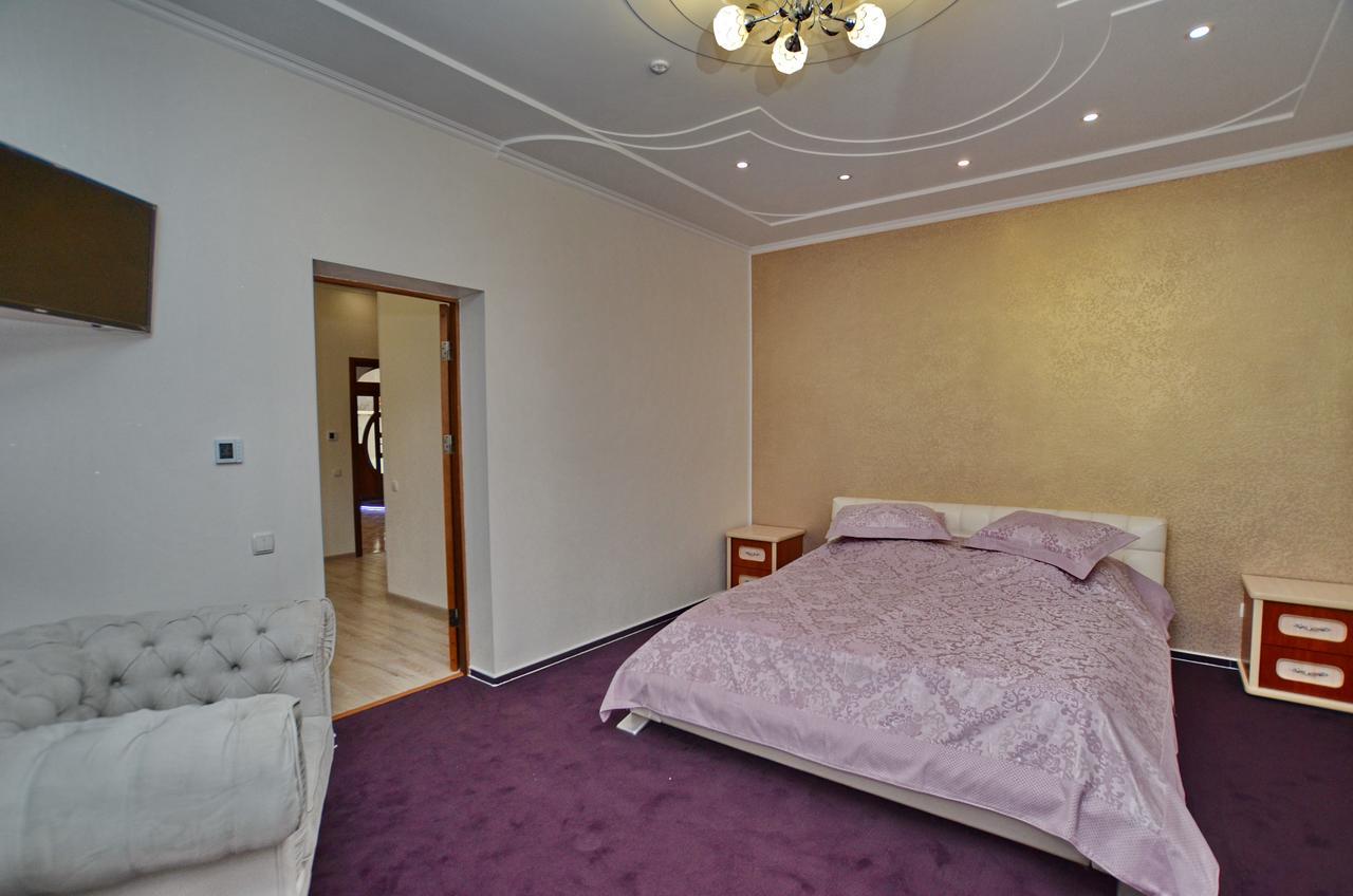 Apart-Hotel Orlan Микуличин Екстериор снимка